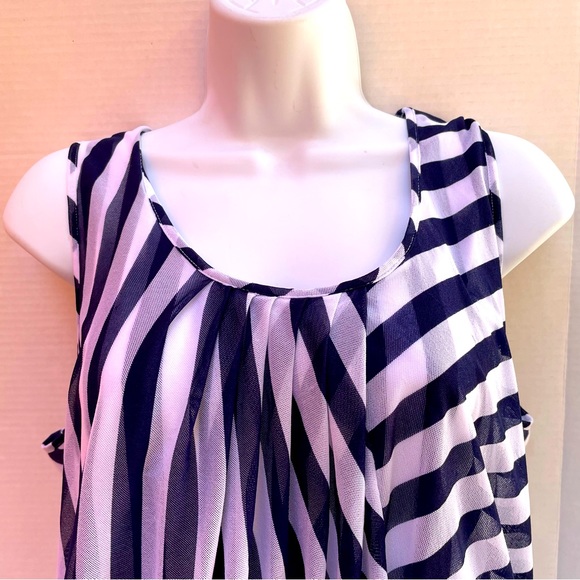 Chico’s 3 top - Picture 1 of 5